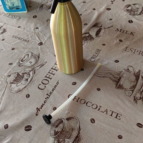 Soda siphon bottle, without cartridges