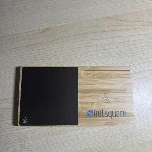 Bamboo 15W Qi Wireless Charger Premium like new, wooden design