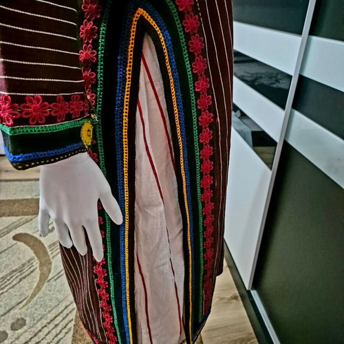 Rodopi folk costume like new with hand embroidery
