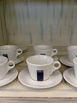 Lavazza porcelain cups set of 6 like new