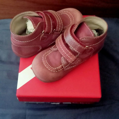Kickers kids boots used, size 25