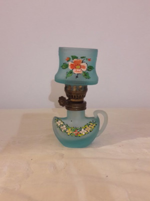 Vintage oil lamp like new, working condition
