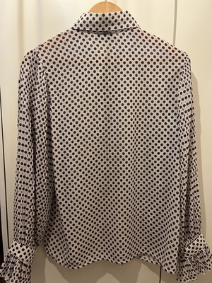 BSB shirt beige like new, fits S to L