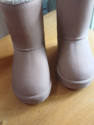 Be you girls' boots used, size 26/27, beige