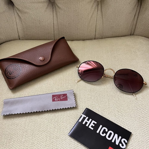 Ray-Ban Beat RB 3594 sunglasses like new, gold frame, gradient lenses