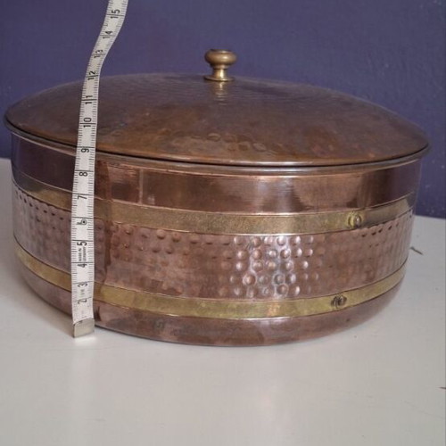 Vintage hammered copper biscuit tin with lid
