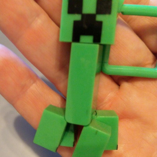 Minecraft Creeper Keychain like new