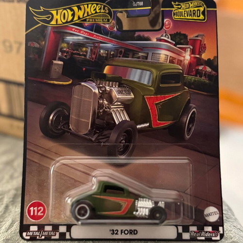 Hot Wheels Premium Boulevard #112 ’32 Ford new