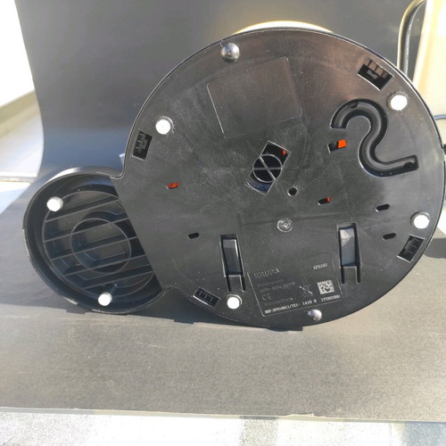 Dolce Gusto coffee machine used with yellowing
