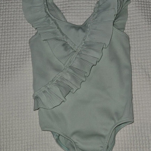 Lc Waikiki children's one-piece swimsuit like new, size 92 cm