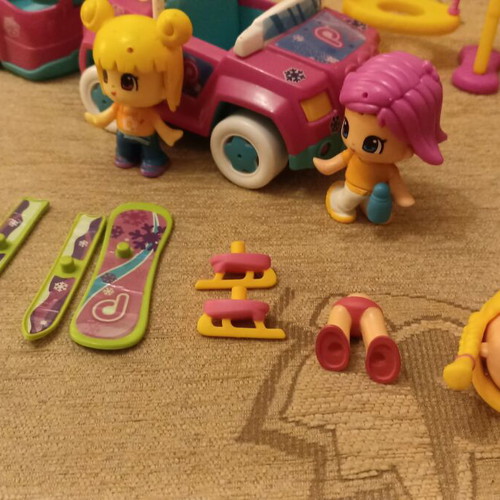 Pinypon Car with Trailer and Figures used by Famosa