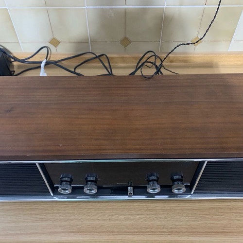 Panasonic vintage radio like new with wooden construction