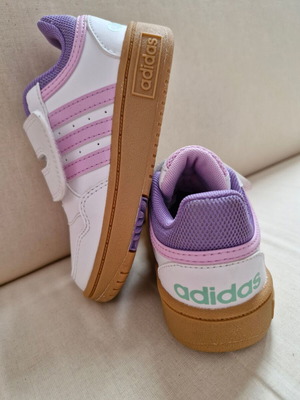 Adidas Hoops 3.0 CF kids sneakers size 25 new, white and lilac