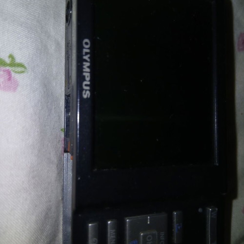 Olympus X940 digital camera used, for parts or collection