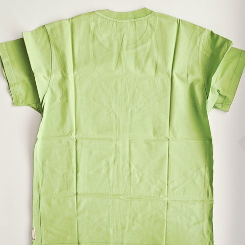 Arena T-shirt size L like new, green