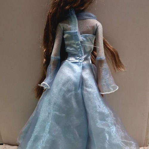 Mattel Barbie Magic of Pegasus Rayla Cloud Queen 2005 vintage doll