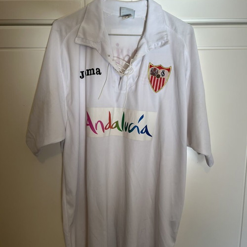 Sevilla Saviola Home Shirt UEFA Cup patch size XL like new