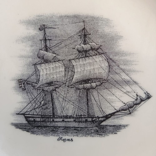 Dousakis Plate "Aris" like new, historic ship design