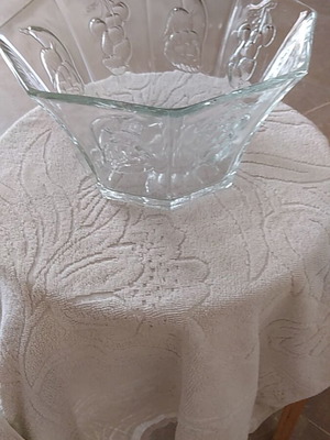 Vintage octagonal glass fruit bowl like new with embossed fruit designs