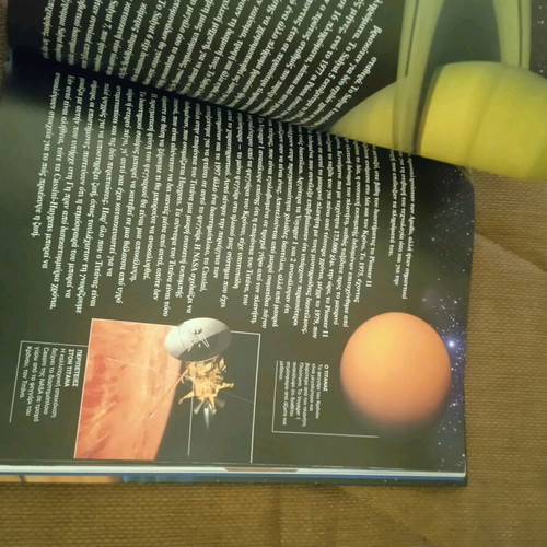Escape from Earth Time Travel book like new