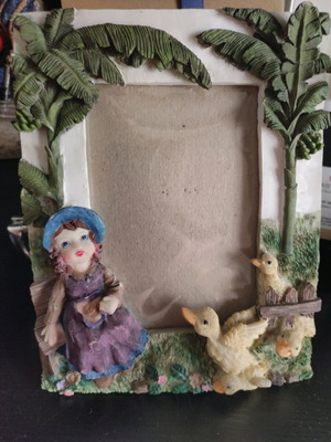Children's carved frame "The girl and the ducklings" like new, vintage