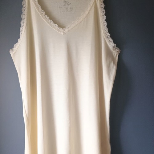 Lingerie Center women's top used, size XXXL 46/48, beige