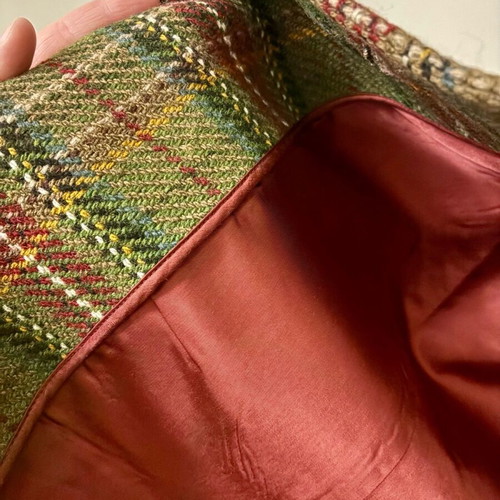 London 100% wool coat like new, brown and green, size S