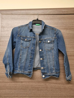 Ντένιμ τζάκετ παιδικό Benetton σαν καινούργιο, μπλε, μέγεθος 140 cm