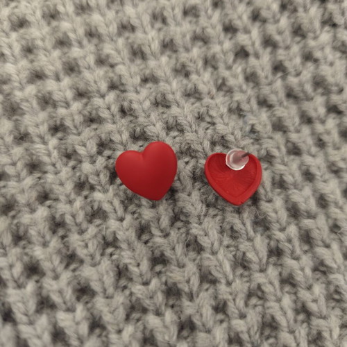 Red heart earrings new