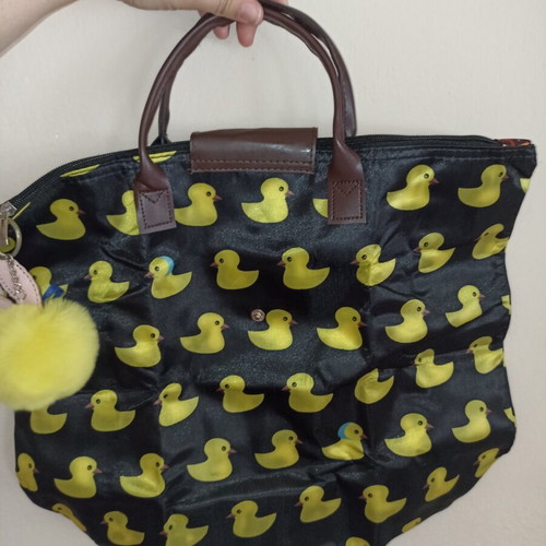 Origami Foldable Waterproof Handbag with Duck Print and Keychain like New