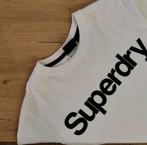 T-SHIRT Superdry
