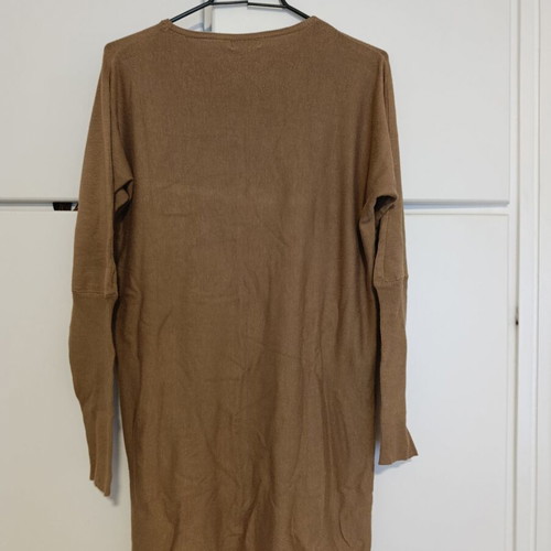 Long women's beige sweater Belcci like new