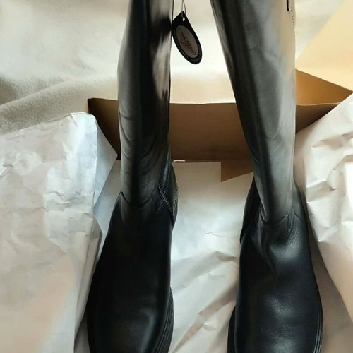 Gabor leather boots new, size 41, black