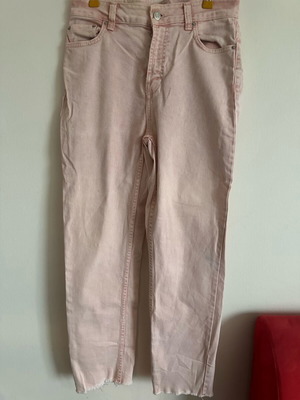 Bershka pink straight cropped jeans like new, size 38