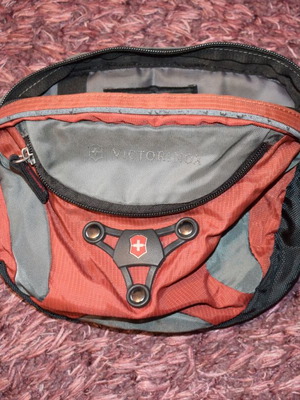 Victorinox crossbody bag vintage used, red and gray