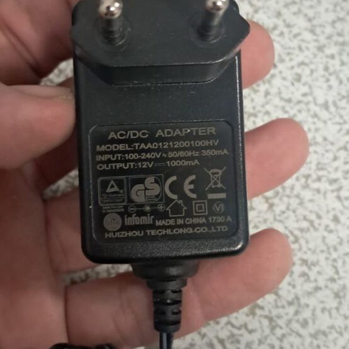 Yaesu SBH-22 charger used