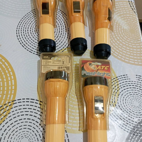 ATC 6728 handheld flashlights new, pack of 5