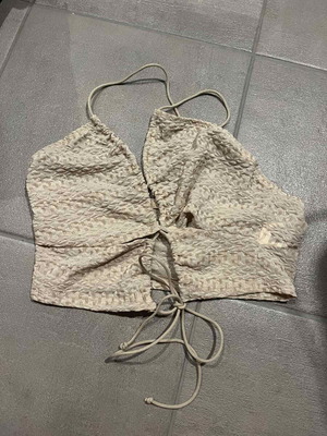 T shirt new, size S, beige