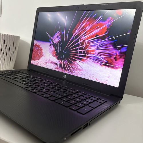 HP 15-db1100ny Laptop with Ryzen 5 3500U, 10GB RAM, 250GB SSD, Windows 11
