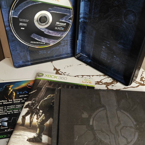 Halo 3 Limited Edition Xbox 360 used with metal case and artbook