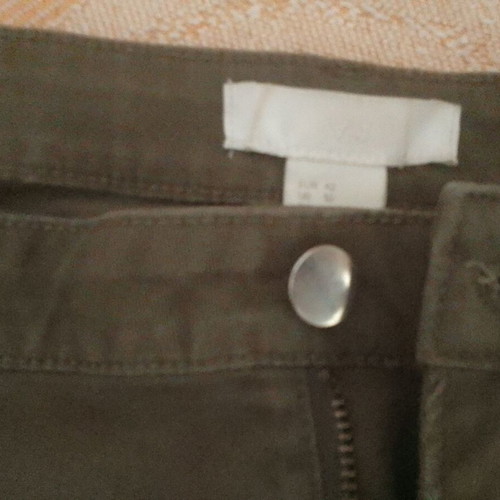 H&M Khaki Women's Shorts size 42 like new