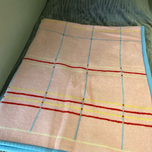 Double-sided blanket used, dimensions 1.70x2.00