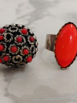 Vintage women's rings used, set of two from the 70s