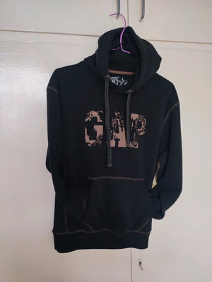 GAP kids hoodie used, size L for 10-12 years, black