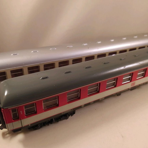 Lima train wagons set 2 pieces 1/87 HO scale like new
