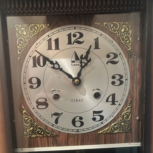 Lava 31-day mechanical wall clock, retro
