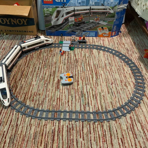 Lego 60051 train used, functional and almost complete