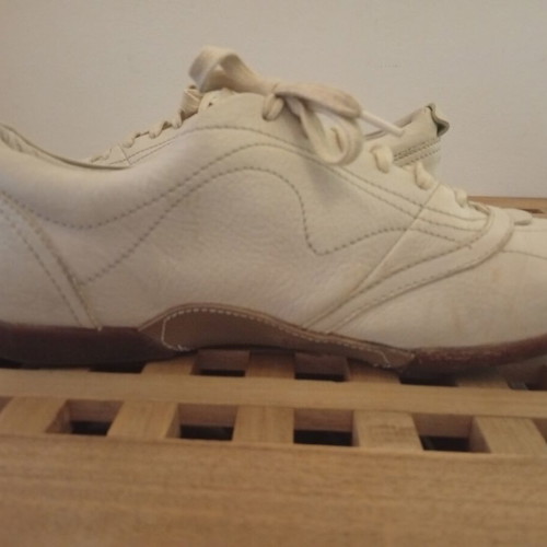 Evisu leather sneakers used, off white, size 41/42