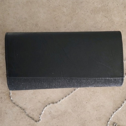 Black envelope bag with strass and chain, like new, 12 cm width
