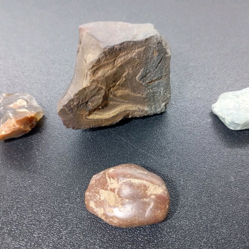 Various rocks used, pack